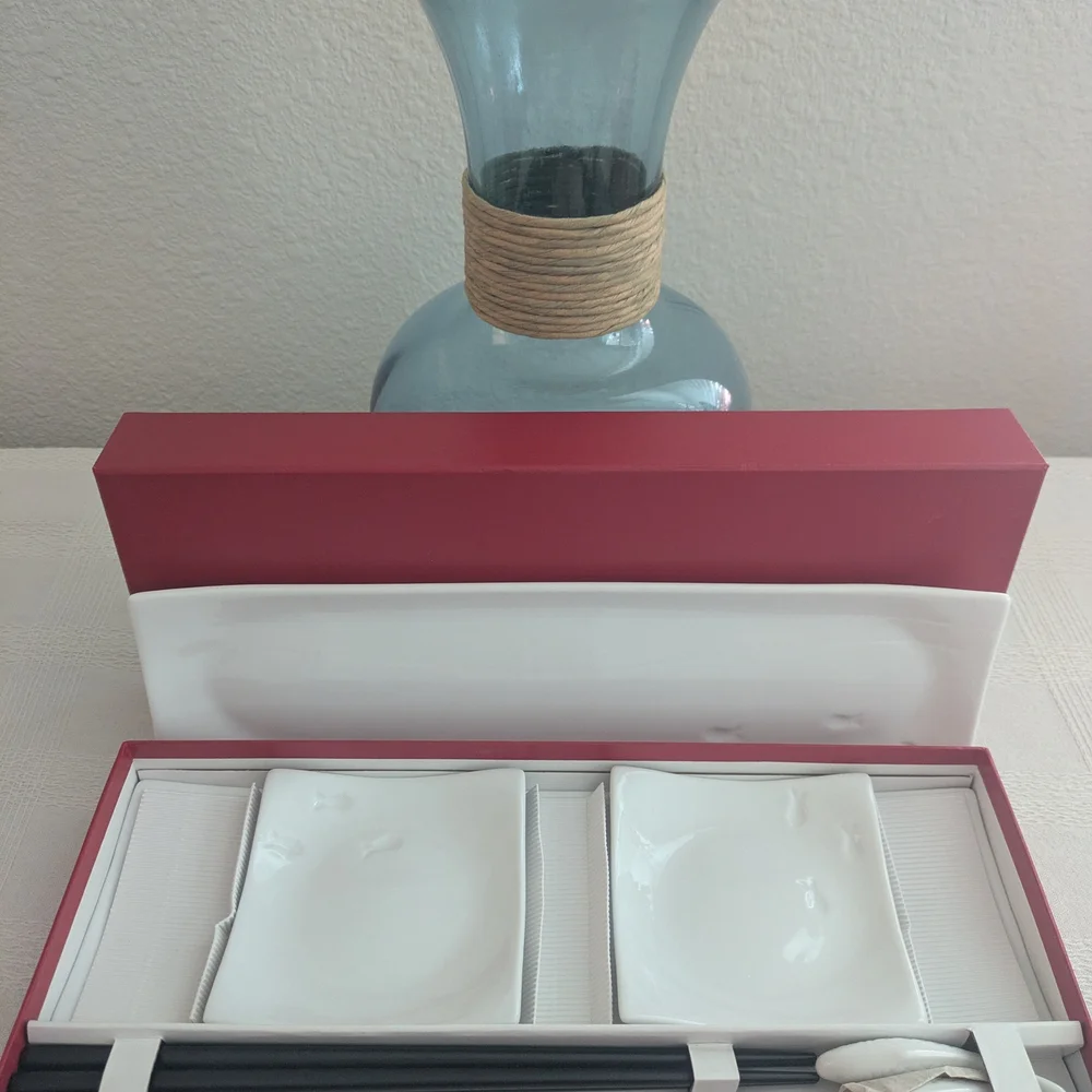 Crate&Barrel 8 Piece Sushi Set For Two - Brand New! 🍣🍤🍣🍤